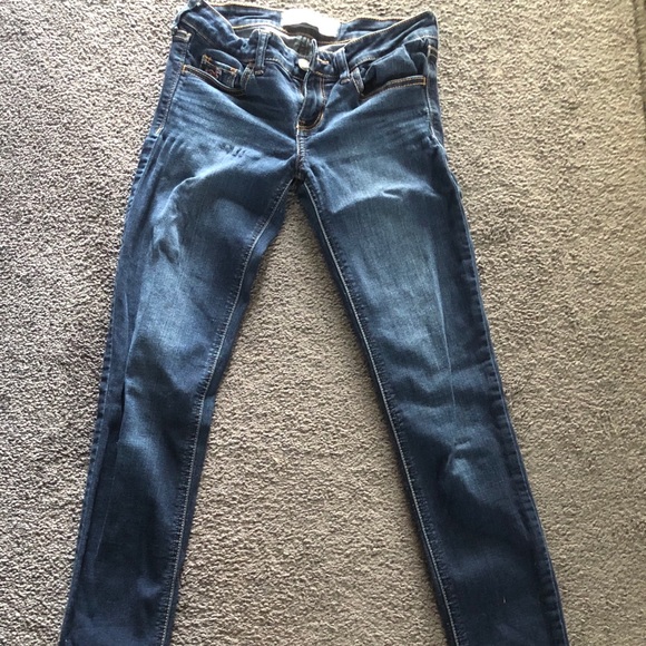 Hollister girl jeans - Picture 3 of 3